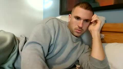 Snapshot of muscleshow00 chatting on 01/11/26, 08:41 muscleshow00 online show from 01/11/26, 08:41