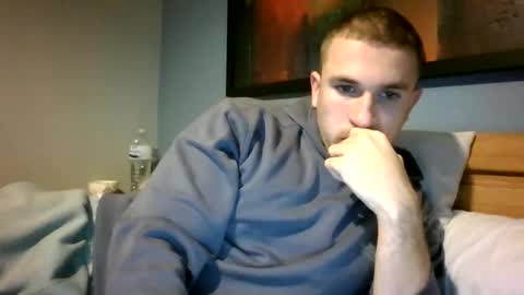 Snapshot of muscleshow00 chatting on 01/15/26, 06:29 muscleshow00 online show from 01/15/26, 06:29
