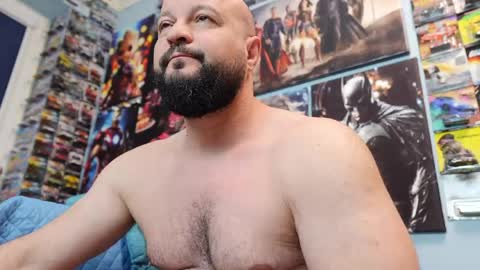 Snapshot of muscular_bear chatting on 03/20/26, 05:12 Chris online show from 03/20/26, 05:12