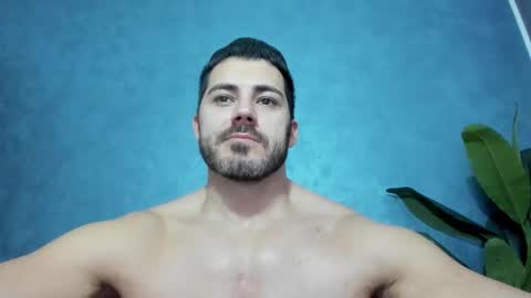 muscularmaster onlyfans online show from 12/22/24, 10:04