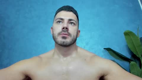muscularmaster onlyfans online show from 12/27/24, 10:16