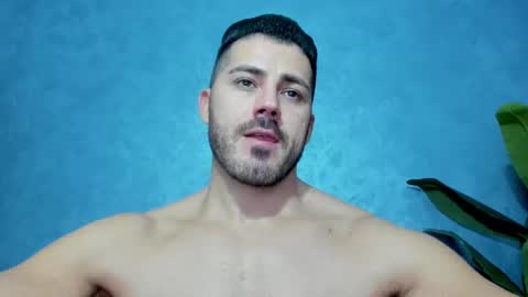 muscularmaster onlyfans online show from 12/30/24, 10:23