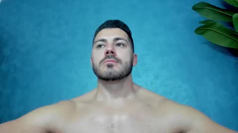 muscularmaster onlyfans online show from 11/05/25, 10:21