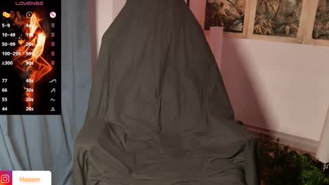 Snapshot of musculusx chatting on 09/21/25, 11:28 Musculus online show from 09/21/25, 11:28