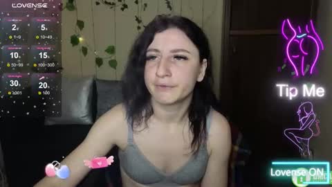 Snapshot of muse_kity_jeneva chatting on 10/25/25, 06:35 Jeneva online show from 10/25/25, 06:35
