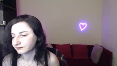 Snapshot of muse_kity_jeneva chatting on 11/25/25, 07:03 Jeneva online show from 11/25/25, 07:03