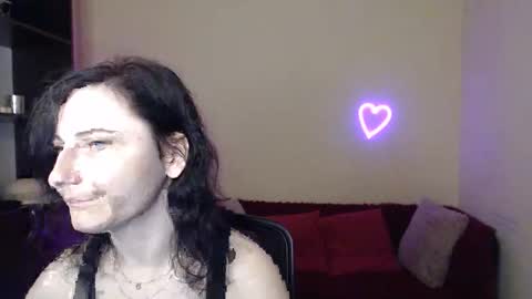 Snapshot of muse_kity_jeneva chatting on 11/26/25, 06:31 Jeneva online show from 11/26/25, 06:31