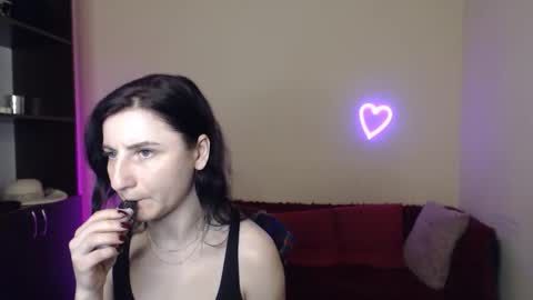 Snapshot of muse_kity_jeneva chatting on 11/27/25, 06:37 Jeneva online show from 11/27/25, 06:37