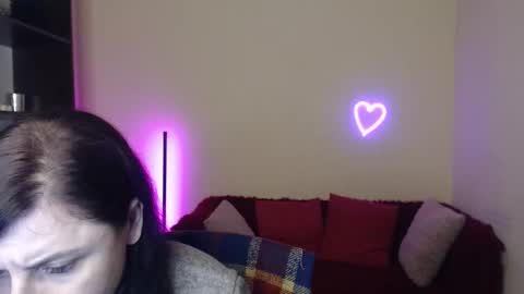 Snapshot of muse_kity_jeneva chatting on 12/04/25, 07:00 Jeneva online show from 12/04/25, 07:00