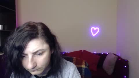 Snapshot of muse_kity_jeneva chatting on 12/15/25, 06:34 Jeneva online show from 12/15/25, 06:34