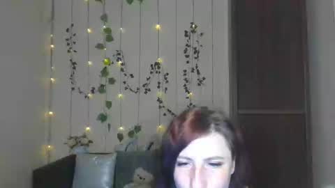 Jeneva online show from 05/21/26, 06:37