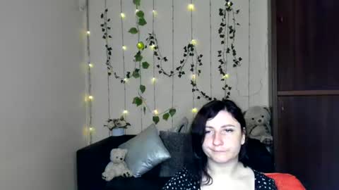 Jeneva online show from 06/13/26, 06:55
