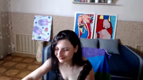 Jeneva online show from 07/07/26, 06:34