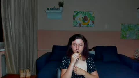 Jeneva online show from 07/22/26, 06:22