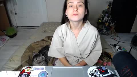 Snapshot of muse_online chatting on 12/30/24, 05:13 Muse Ali online show from 12/30/24, 05:13