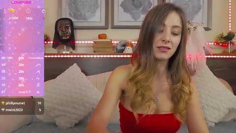 Snapshot of musedollx chatting on 11/01/25, 08:00 Luna online show from 11/01/25, 08:00