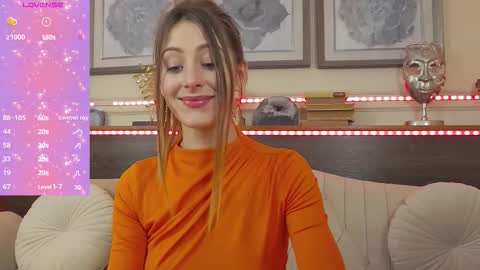 Snapshot of musedollx chatting on 11/19/25, 07:36 Luna online show from 11/19/25, 07:36