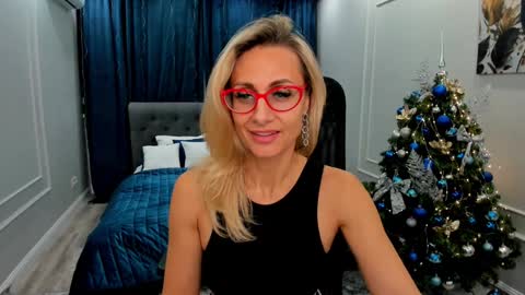 Diana online show from 12/06/24, 01:44