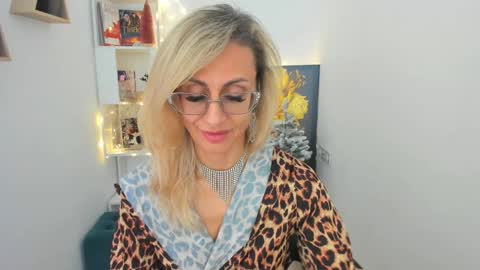 Diana online show from 12/14/24, 02:42