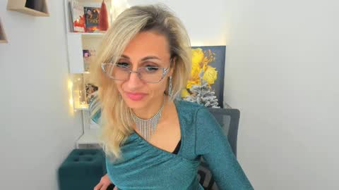 Diana online show from 12/14/24, 05:47