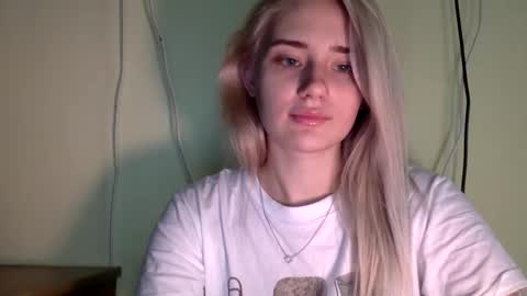 Snapshot of musescorner chatting on 01/05/26, 05:49 musescorner online show from 01/05/26, 05:49