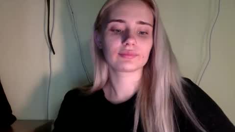 Snapshot of musescorner chatting on 01/13/26, 04:45 musescorner online show from 01/13/26, 04:45