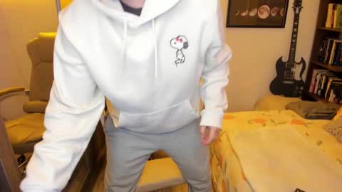 Snapshot of musicayluna chatting on 11/14/25, 03:27 VALENTINA Luna online show from 11/14/25, 03:27