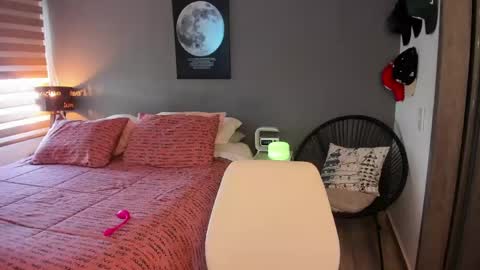 VALENTINA Luna  online show from 04/26/26, 12:03
