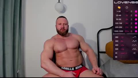 Snapshot of musscle_king chatting on 02/28/25, 03:26 Artemius online show from 02/28/25, 03:26