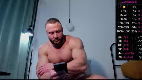 Snapshot of musscle_king chatting on 02/07/26, 10:30 Artemius online show from 02/07/26, 10:30