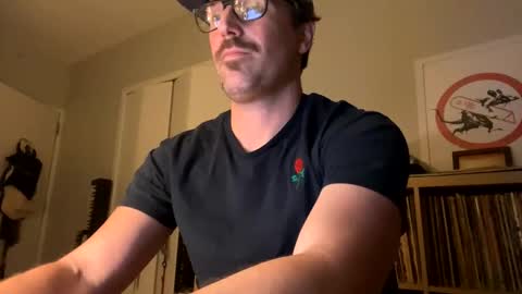 Snapshot of mustacheridesforall chatting on 11/05/25, 04:56 Perfectly Average online show from 11/05/25, 04:56