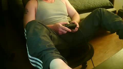 mustenjoyhead79 online show from 11/27/25, 02:13