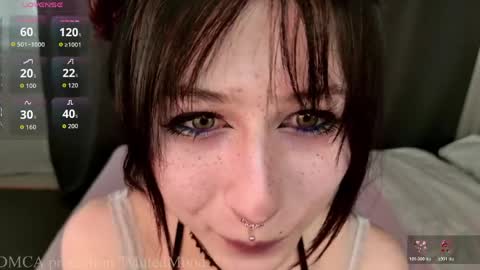 Snapshot of mutedmood_ chatting on 06/06/26, 12:43 mutedmood_ online show from 06/06/26, 12:43