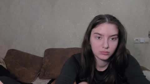 cute couple online show from 02/14/26, 07:43