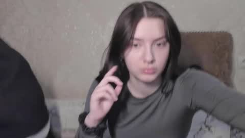 cute couple online show from 03/18/26, 04:43