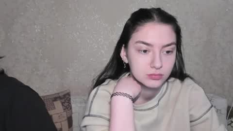 cute couple online show from 05/04/26, 11:34