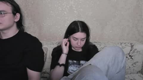 cute couple online show from 05/18/26, 09:31