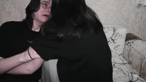 cute couple online show from 06/03/26, 09:09