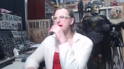 Muziknerd online show from 12/21/25, 07:48