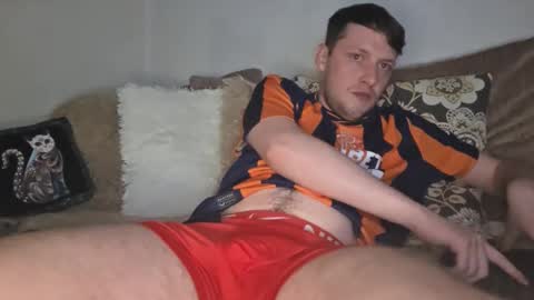 Snapshot of muzzy624406 chatting on 10/25/25, 10:15 Muzzy online show from 10/25/25, 10:15