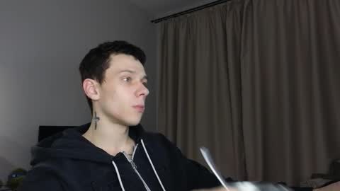 Snapshot of mvpzxc chatting on 11/20/25, 10:31 1x1 online show from 11/20/25, 10:31