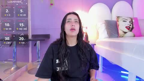 my_aleja_ online show from 11/09/25, 01:53