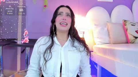 my_aleja_ online show from 11/13/25, 01:32