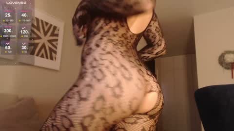 Hannah  welcome  online show from 01/12/25, 01:48