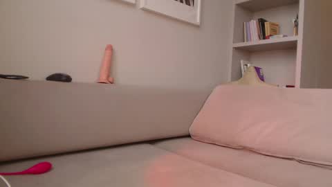 Hannah  welcome  online show from 03/01/25, 12:34