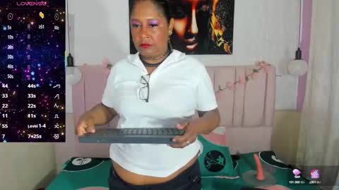 mya_blaze online show from 10/11/25, 12:58