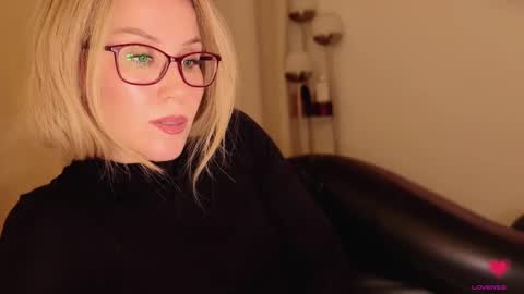 Mya-be Yours P online show from 11/01/25, 10:45