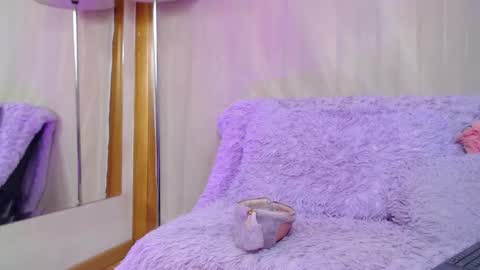 Snapshot of myathtylerth chatting on 10/18/25, 07:25 Mya online show from 10/18/25, 07:25