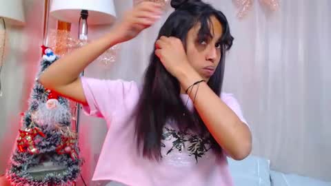 Snapshot of myathtylerth chatting on 11/24/25, 07:13 Mya online show from 11/24/25, 07:13