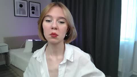 Snapshot of mybabylana chatting on 06/04/26, 11:05 Lana online show from 06/04/26, 11:05